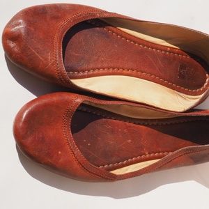 Frye Carson Ballet flat size 10M in Cognac